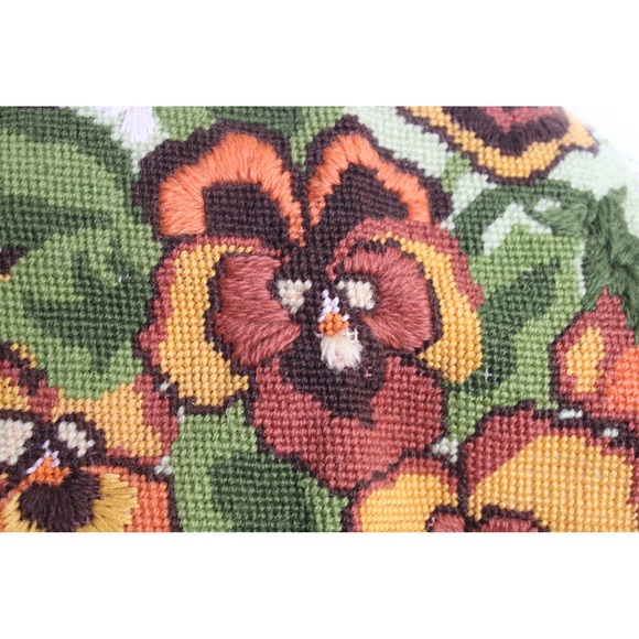 Vtg Pansy Floral Wool Needlepoint Art Unframed Home Decor Craft Project 13.5" - Picture 4 of 7